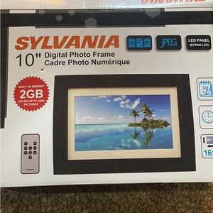 Sylvania 10” Digital Picture Frame